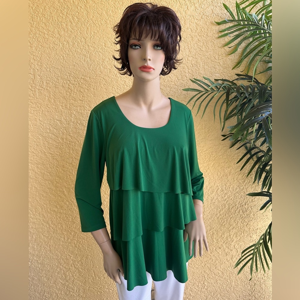 Susan Graver bright green layered tunic top